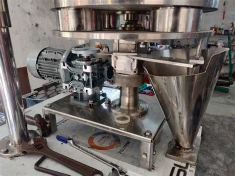 Detergent Powder Packing Machines - Washing Powder Packing Machine ...