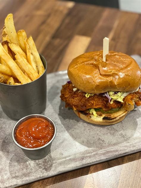 Crush It! Virtual Sports Lounge - 401 W State Hwy 114, Grapevine, TX ...