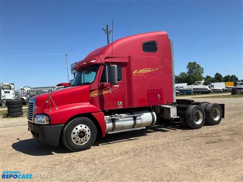 1998 Freightliner Century Class Semi 1FUYSDYB9WP705415 Other Equipment For Sale with --- mi ...