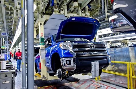 Toyota ने Russia में बंद किया मैन्यूफैक्चरिंग प्लांट, यूक्रेन और रुस का ...