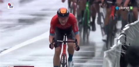 Triunfo de Jonathan Milan en la primera etapa de la CRO Race