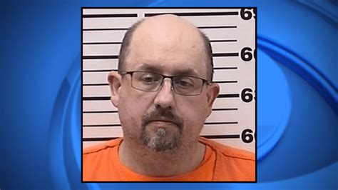 Wisconsin man found passed out behind wheel on highway, arrested for ...