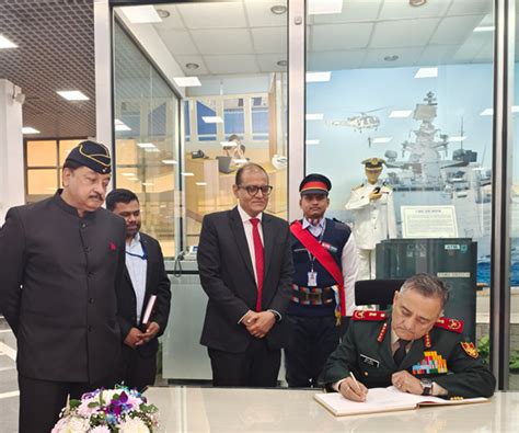 Press Release:Press Information Bureau