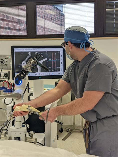 Fox Valley Orthopedics in Geneva now offering robotic-assisted knee ...