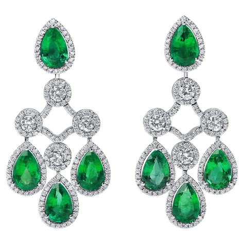 Emerald Diamond Earrings For Sale at 1stDibs