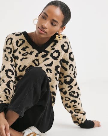 Leopard V Neck Jumper | Ambrose Wilson