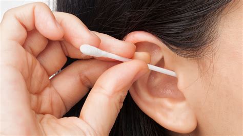 The truth about cleaning your ears with cotton swabs | Fox News