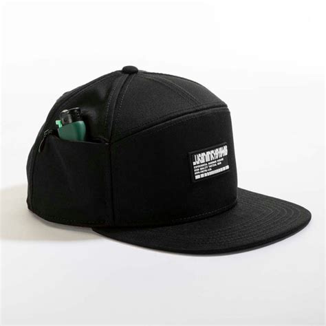 Buy Stash Pocket Black Snapback Online – Urban Monkey®