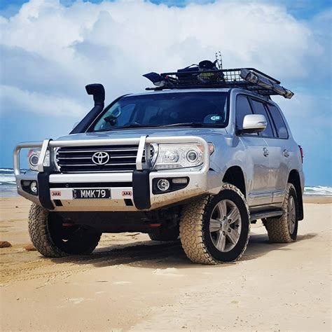 track site:https://www.facebook.com/ 的图像结果