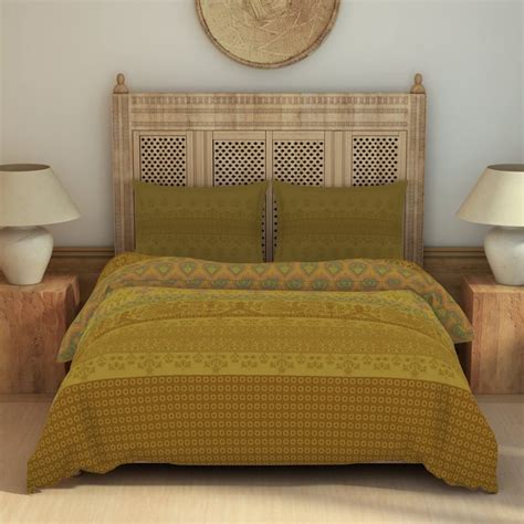 Buy SPACES Rangana 210TC Ethnic Print 3Pcs Super King Bedsheet Set from ...