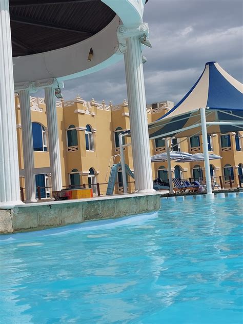 TIO SEA RESORT (Qatar/Al Khor) - Resort Reviews, Photos, Rate ...