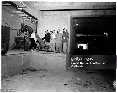 92 Lakewood Center Mall Stock Photos, High-Res Pictures, and Images ...