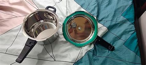 Buy Butterfly Blue Line Stainless Steel Outer Lid Pressure Cooker, 5 ...