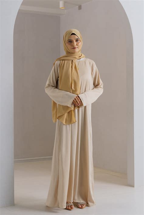 Essentials – Modest Essentials