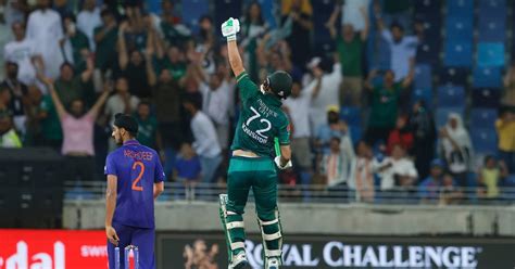 Aisa Cup PIX: Rizwan, Nawaz star in Pakistan's thrilling win over India ...