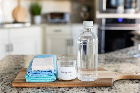 How to Clean with Vinegar for a Sparkling Home | Vinegar cleaning ...