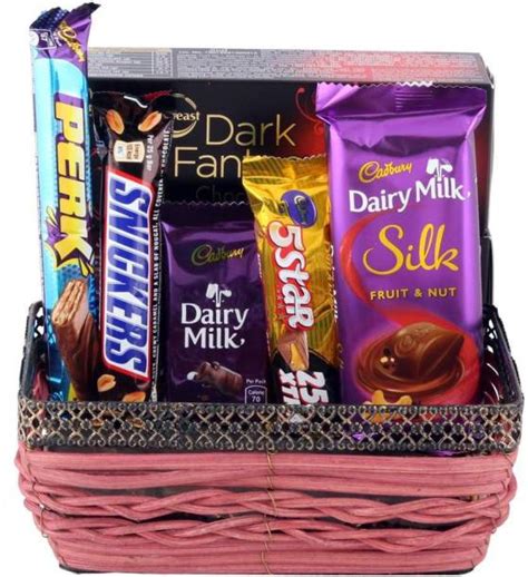 Chocolate Gift Hampers: Buy Diwali Chocolate Hampers Online in India ...