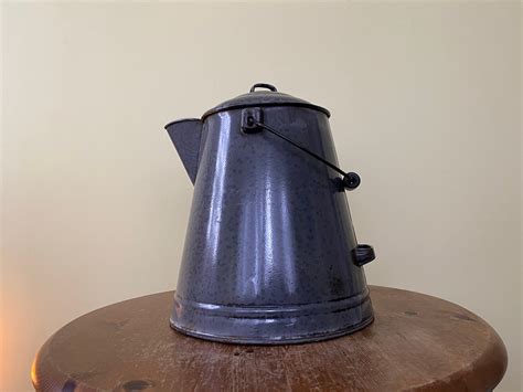Cowboy Coffee Pot Large Vintage Enamel Graniteware