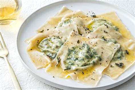 Ricotta And Spinach Agnolotti Pasta Recipes | Deporecipe.co