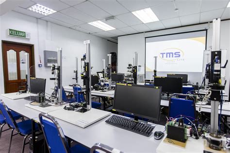 Image result for Machine Vision Course