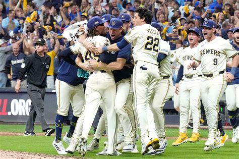 What time is Dodgers vs Brewers game? TV channel, stream NLCS Game 1