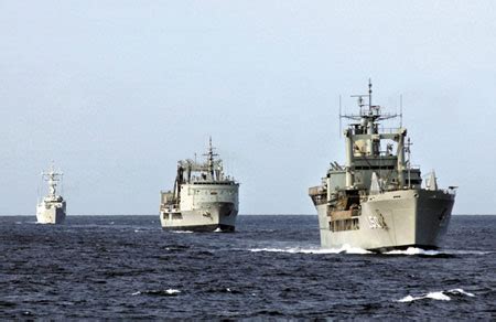 展望21世纪走向自我武装的澳大利亚海军(组图)_新浪军事_新浪网