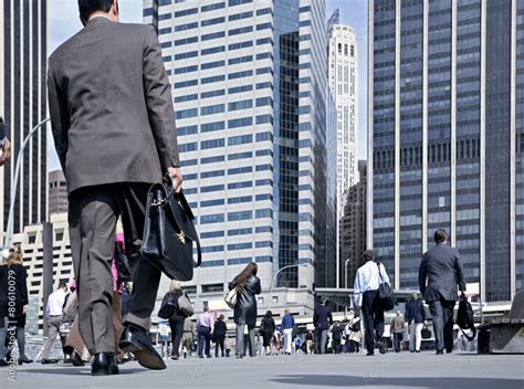 People Walking On the Street Background Business 的图像结果