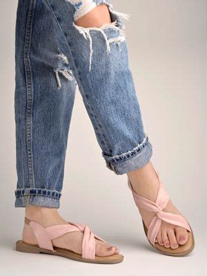 Buy Shoetopia Cross Strap Pink Flat Sandals For Women Online