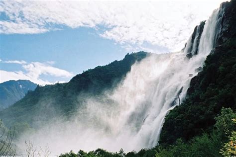 Top 20 mesmerizing Waterfalls in India