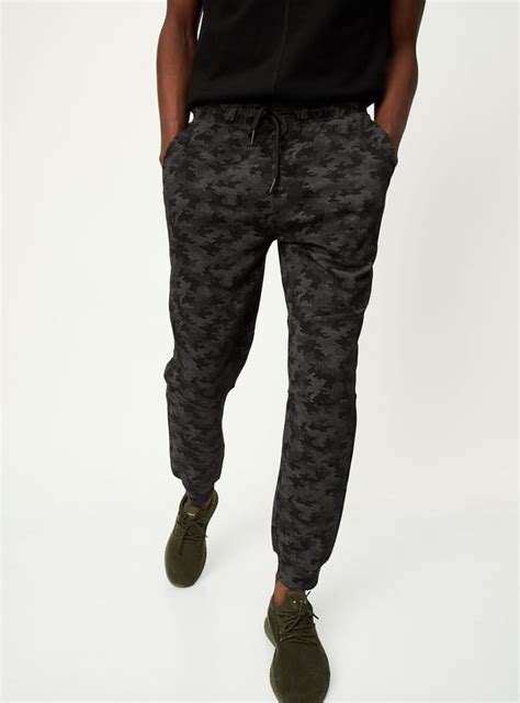 Buy Men Camouflage Skinny Fit Athleisure Joggers Online at just Rs ...