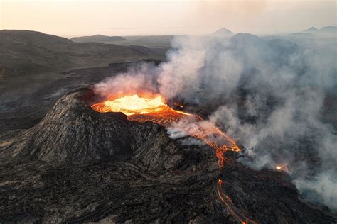 What you need to know about volcano tourism in Iceland