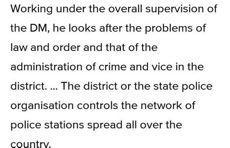 How are the police structured at the district level? - Brainly.in