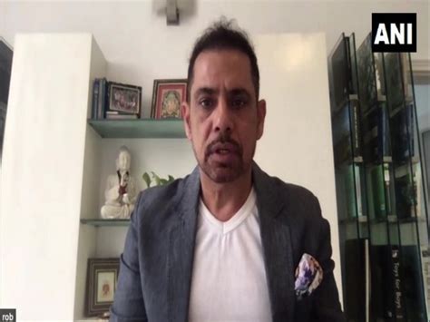 Delhi Police challans Robert Vadra's vehicle for dangerous driving