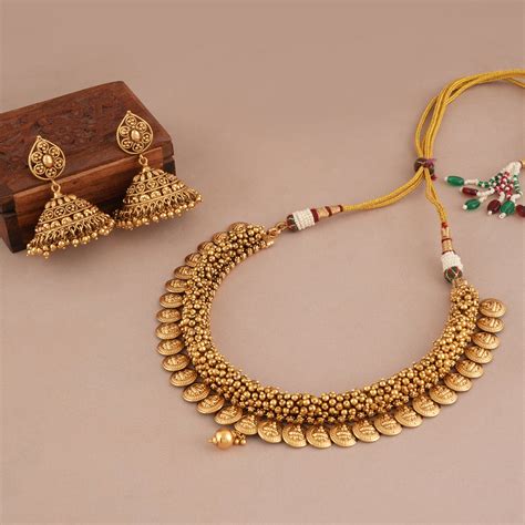 Beautiful antique gold ma lakshmi necklace set I Temple Jewellery ...
