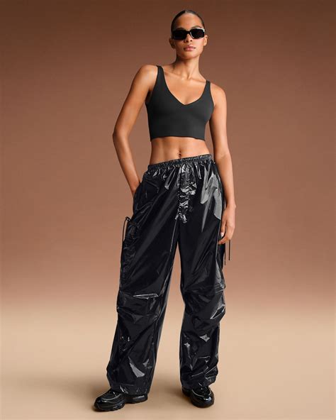 NikeSKIMS Shiny Nylon Women's Cargo Pants. Nike.com