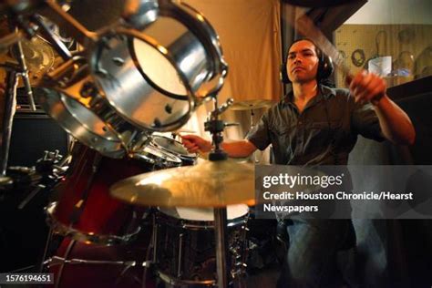 31 Moises Vargas Photos & High Res Pictures - Getty Images