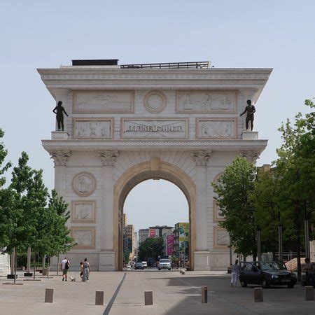 Porta Macedonia aka Gate Macedonia (Skopje) - 2020 What to Know Before ...
