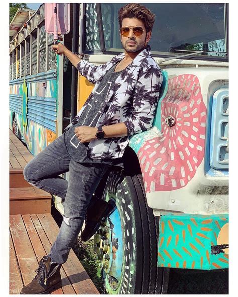 Karan Kundra Age, Height, Wife, GF, Movies, Serials, Biography, and More - GrandPeoples Universe ...