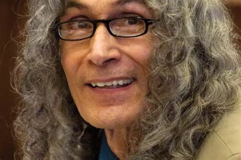 9 Of The Most Dangerous Prison Inmates & Their Stories Will Give You ...