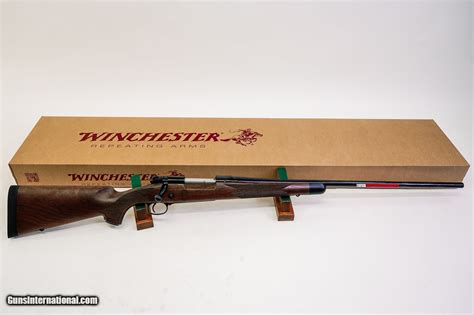 WINCHESTER MODEL 70 .300 WIN MAG
