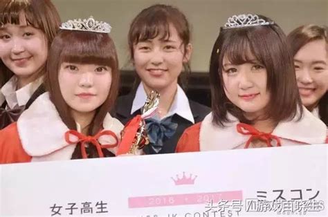17岁女孩当选“日本最可爱女高中生”(图)|日本_新浪新闻