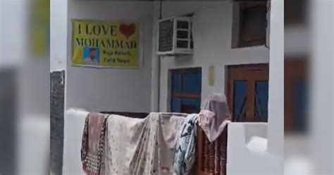 I love Mohammad posters spark uproar in Ghaziabad Bajrang Dal objects ...