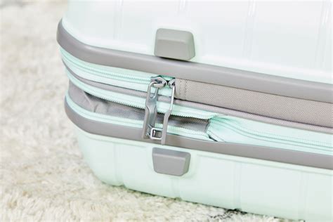 Samsonite TSA Lock Setting 的图像结果
