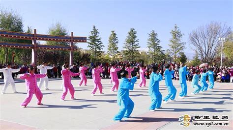 2020年中国老年人健步走大联动活动在香巴拉公园开走_新闻聚焦_民族频道_云南网
