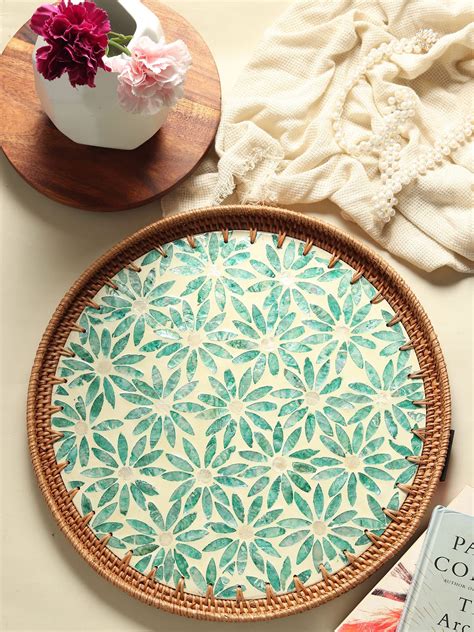 Habere India-All The Cultures Fabricating India Trays for Serving ...