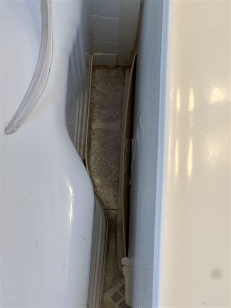 Tight space for pergo tile question : r/DIY