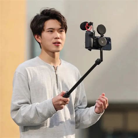 Ulanzi MA35 MagSafe Bluetooth Camera Grip - Royale Device