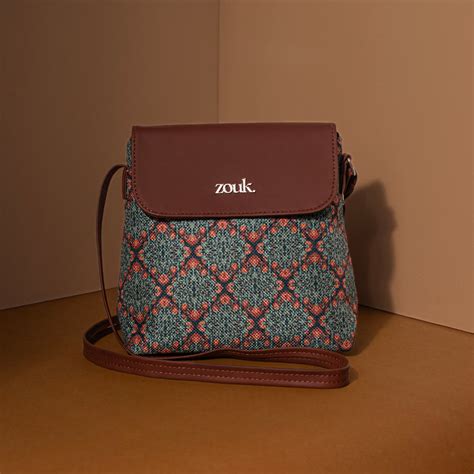 Bags: Shop Bags for Girls, Boys, Women & Men Online at Best Prices ...