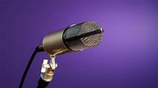 Singing Mic Photo by 4 Tips On Singing Into A Microphone Singing Lessons Singing Mic Photo