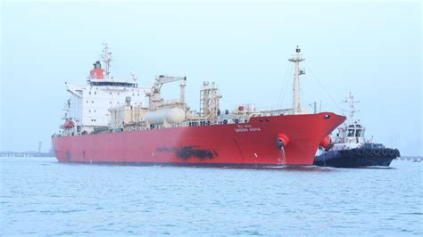 India taps US-Iran ceasefire to rush oil tankers through Strait of ...